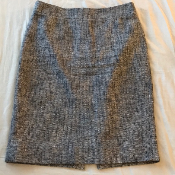 BOGO - J. Crew grey lined pencil skirt - Picture 1 of 11